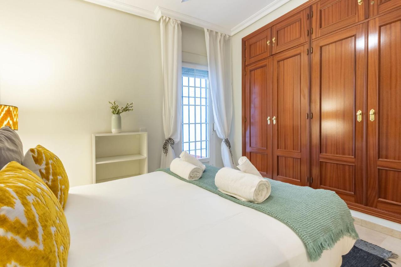 San Jacinto Triana Deluxe By Valcambre Apartment เซบีญา ภายนอก รูปภาพ