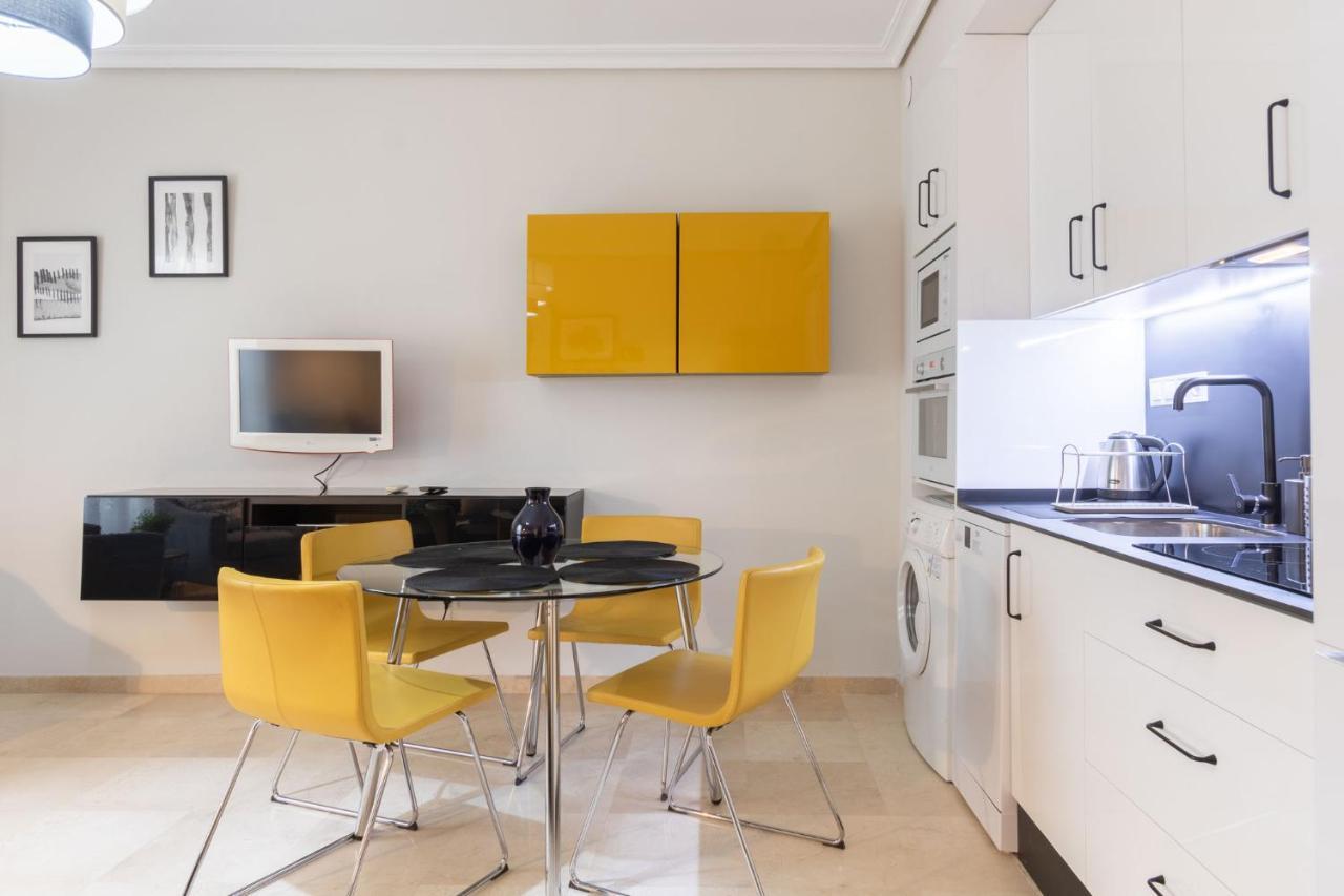 San Jacinto Triana Deluxe By Valcambre Apartment เซบีญา ภายนอก รูปภาพ