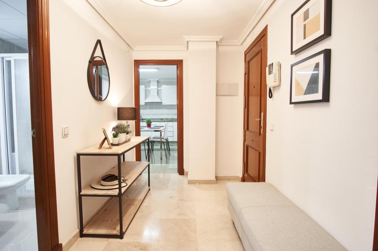 San Jacinto Triana Deluxe By Valcambre Apartment เซบีญา ภายนอก รูปภาพ